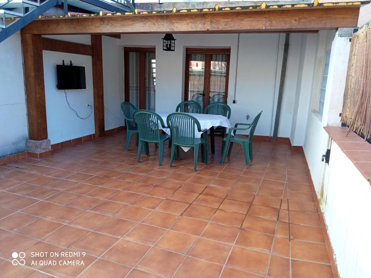 Apartamentos La Casona De Ezcaray Con Terrazas Y Patios Individuales 외부 사진
