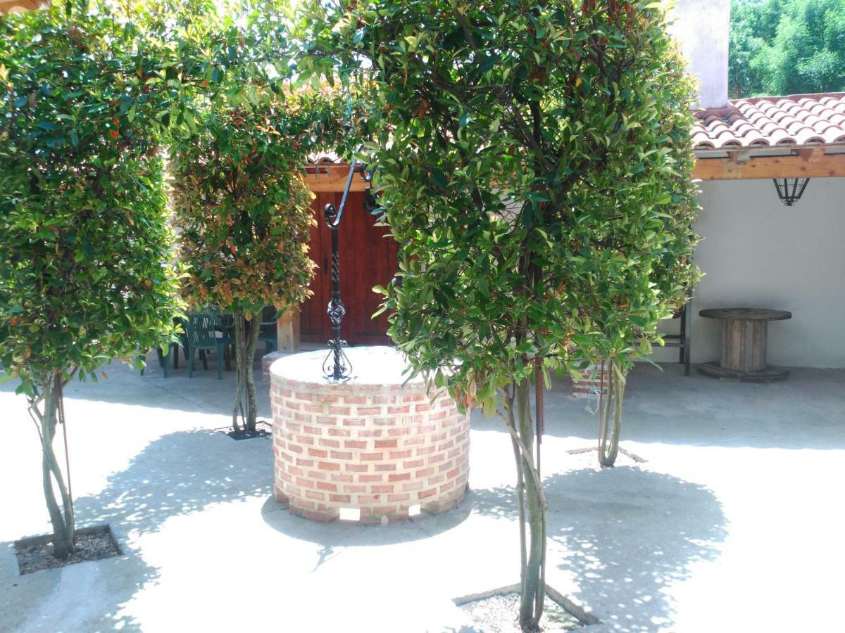 Apartamentos La Casona De Ezcaray Con Terrazas Y Patios Individuales 외부 사진
